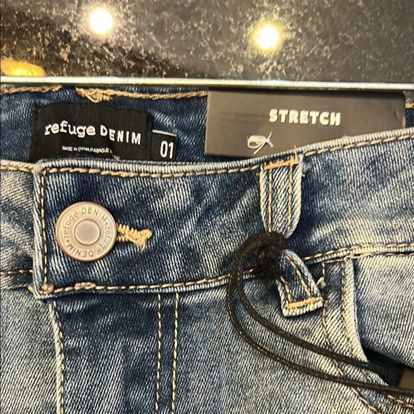 Blue Straight Leg Jeans with Light Wash - Picture 6 of 6